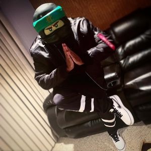 Meet your Posher, Fred